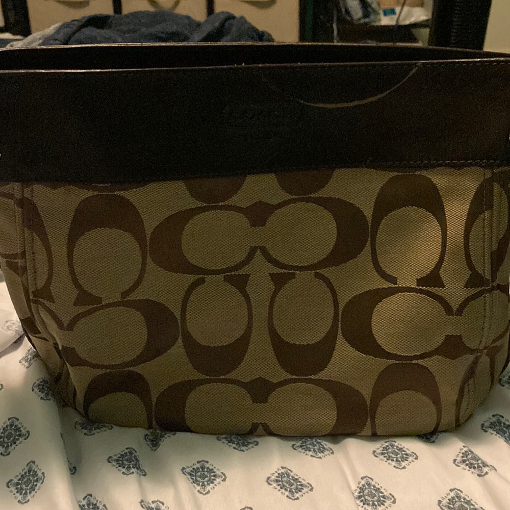 Coach shoulder bag